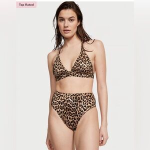 Brand new! Victoria’s Secret full coverage bikini with removable padding Size M